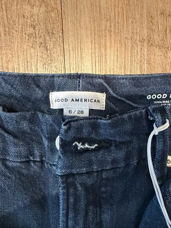 Good American Good Skate Soft Tech High-Rise Wide-Leg Jeans - Picture 7 of 10